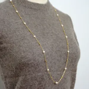 Wholesale Freshwater Pearl Ferroalloy Round Vacuum Plating Gold Plated Simple Style Classic Style Waterproof Non Tarnish Beaded Plating Gold Sweater Chain Long Necklace