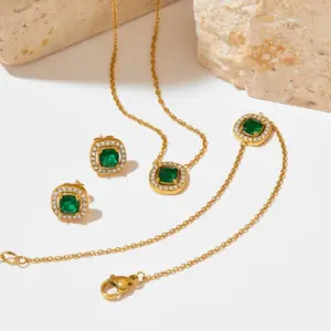 Wholesale PVD Coated Real Gold Plated 16K Gold White Gold Plated Gold Plating Square 304 Stainless Steel Titanium Steel Classic Style Waterproof Non Tarnish Bracelets Earrings Necklace