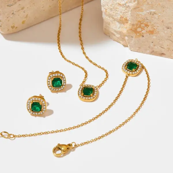 Wholesale PVD Coated Real Gold Plated 16K Gold White Gold Plated Gold Plating Square 304 Stainless Steel Titanium Steel Classic Style Waterproof Non Tarnish Bracelets Earrings Necklace