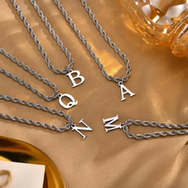 PVD Coated Gold Plated Letter Stainless Steel Simple Style Waterproof Non Tarnish 201 Stainless Steel Pendant Necklace