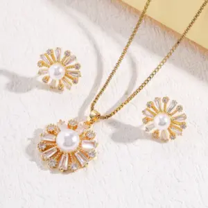 Set A24 (Two-piece Set Gold )