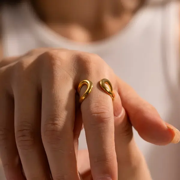 Wholesale Jewelry IG Style Asymmetrical 304 Stainless Steel PVD Coated Plating Open Rings