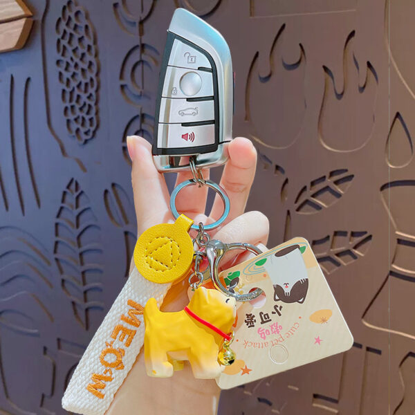 Wholesale Cartoon Wood Carving Wind Bell Cat Keychain Bag Pendant Couple Backpack Key Chain Doll Hanging Small Gifts