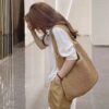 Wholesale Straw Woven Bag Women's 2025 New Summer Seaside Vacation Beach Bag Shoulder Bag Mori Style Handmade Woven Bag Large Capacity