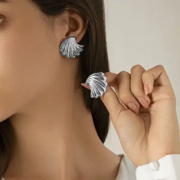 Wholesale 1 Pair Cute Novelty Simple Style Irregular 304 Stainless Steel Imitation Gold Electroplating Ear Studs