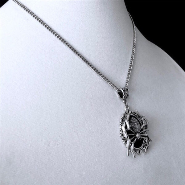 Wholesale Gothic Spider necklace, spider jewelry, Gothic jewelry, silver plated spider pendant