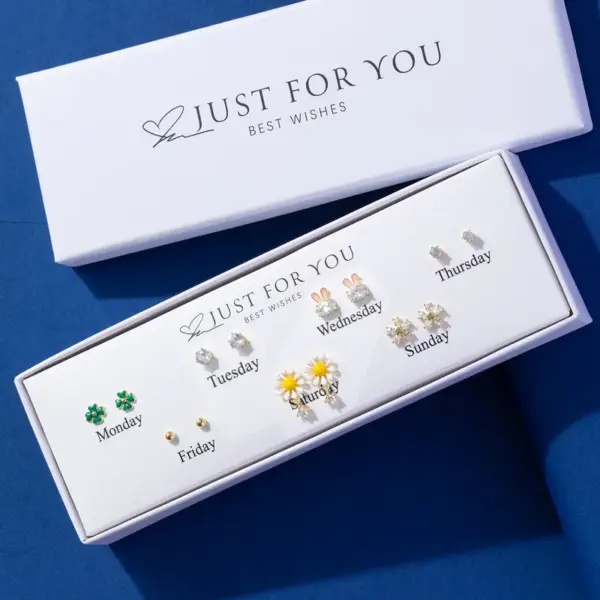 Wholesale 1 Set Casual Elegant Animal Floral Daisy Copper Artificial Pearls Artificial Diamond Rack Plated Plated 14K Gold Plated 16K Gold Plated Women's Gold Silver Ear Studs