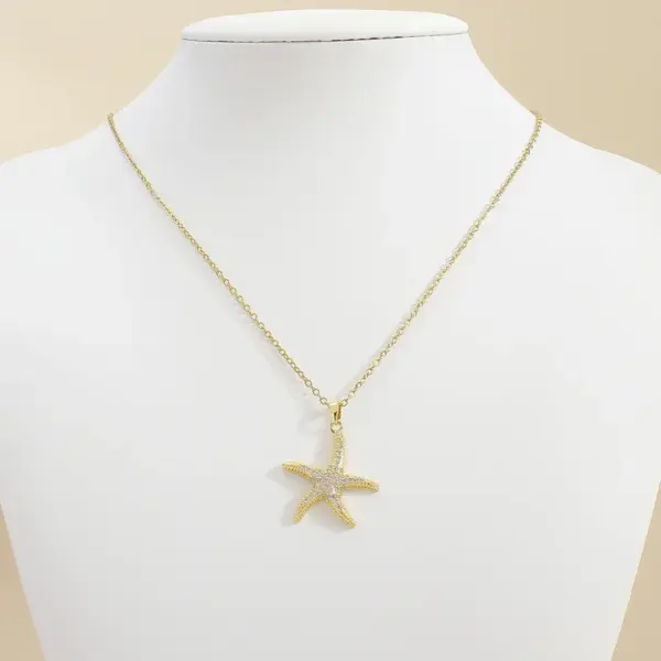 Wholesale PVD Coated 18K Gold Plated Starfish 304 Stainless Steel Romantic Shiny Waterproof Non Tarnish 304 Stainless Steel Pendant Necklace