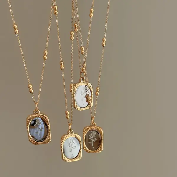 Wholesale Simple Style Commute Flower Stainless Steel Titanium Steel Patchwork Pendant Necklace