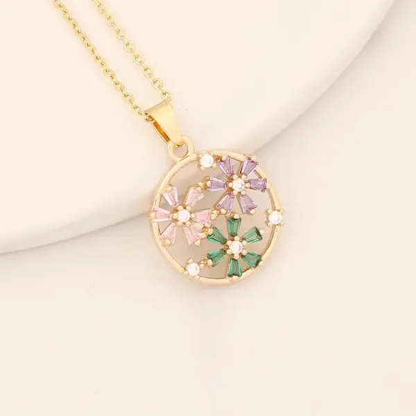 Wholesale Romantic Sweet Commute Heart Shape Flower Copper Plating Inlay 18K Gold Plated Zircon Pendant Necklace
