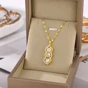 8926-Golden / White