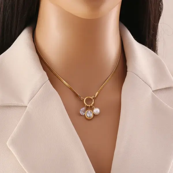 Wholesale 18K Gold Real Gold Plated 304 Stainless Steel Ion Plating (IP) Zircon Heart Shape Bow Knot Waterproof Non Tarnish Elegant Pendant Necklace For Women's