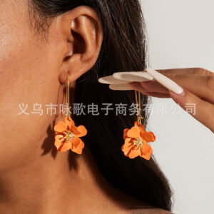 29988-ear-orange