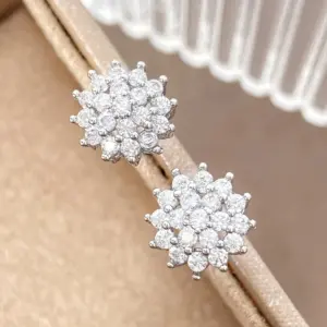 Wholesale Hot Selling Creative Style Stud Earrings Inlaid Zircon Flower Earrings Wholesale Style Women's Copper Plating 18K Earrings