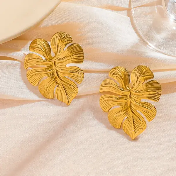 Wholesale Large Leaf Stainless Steel 316L Titanium Steel Earrings Versatile Commuting Feel Flower Pattern Vacuum Plated Zirconia Embedded