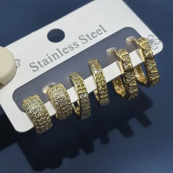 Wholesale Copper Solid Color Electroplated Zircon Golden Plated Elegant Romantic Commute Hoop Earrings