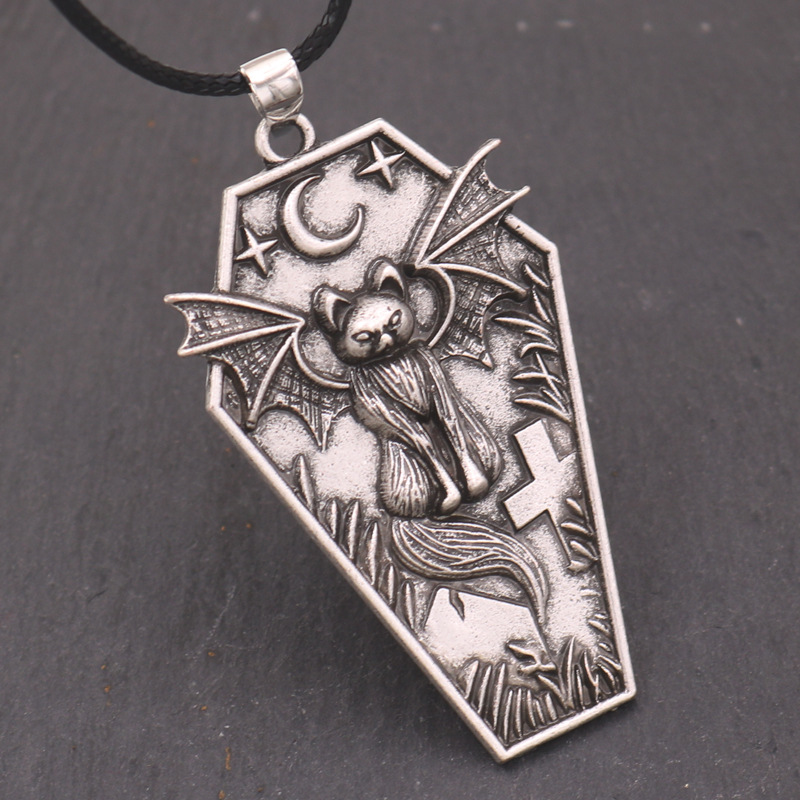 Wholesale Cross-Border pular Retro Alloy Shield Black Cat Pendant Egyptian Cat Necklace Men and Women Punk Party European and American Aessories