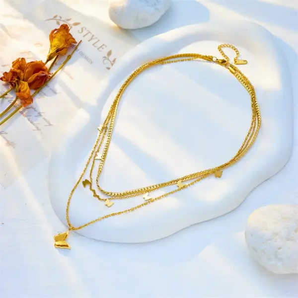 Wholesale PVD Coated 18K Gold Plated Butterfly 304 Stainless Steel Korean Style Waterproof Non Tarnish 304 Stainless Steel Layered Necklaces
