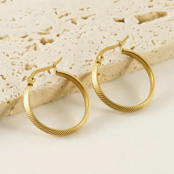 oly-fa4bd6e46bca0c6557f5f0f250b7087b Wholesale PVD Coated 18K Gold Plated Round Stainless Steel Retro Simple Style Waterproof Non Tarnish Hoop Earrings