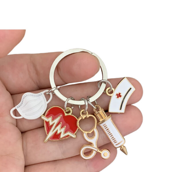 Wholesale Nurse Doctor Mask Keychain Medical and Ambulance Personnel Key Ring Syringe Syringe Syringe Stethoscope Keychain