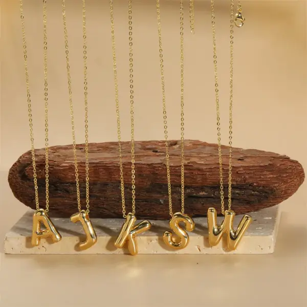 Wholesale Copper 14K Gold Plated Vintage Style Simple Style Commute Letter Pendant Necklace