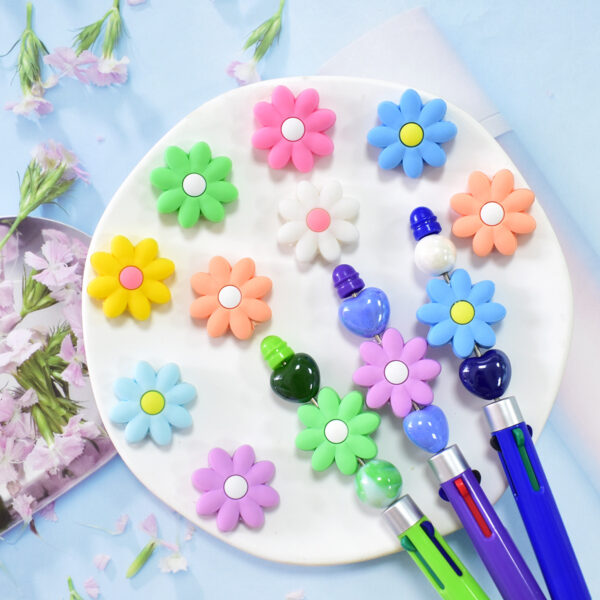 oly-faca2a587edc4418281e9d058e5cfc39 Wholesale Cute cartoon flower series soft rubber beads