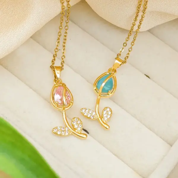 Wholesale Jewelry Sweet Tulips 304 Stainless Steel Copper Cat's Eye Stone Zircon Cable Chain Pendant Necklace