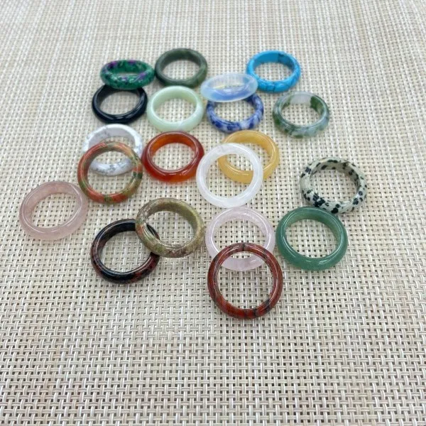 Retro Classic Style Geometric Dongling Crystal Agate Rings In Bulk