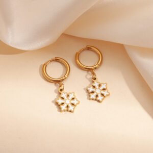 Snowflake Ear 1615
