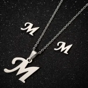 M / Steel Color