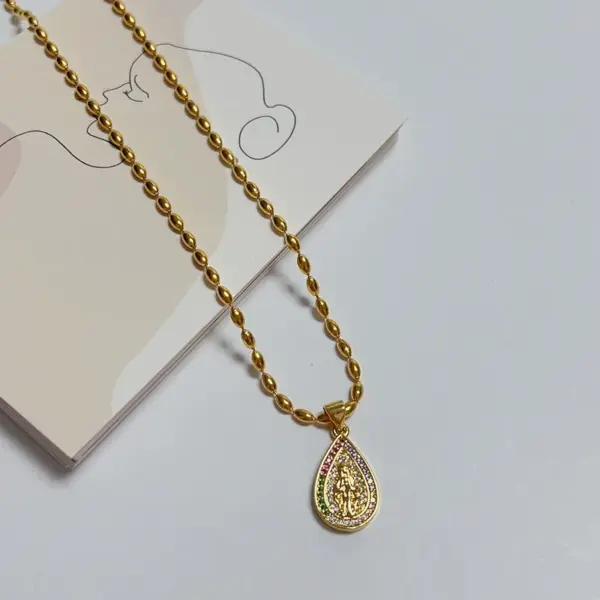 PVD Coated 18K Gold Plated Portrait Oval Stainless Steel Copper Classic Style Waterproof Non Tarnish 304 Stainless Steel Pendant Necklace