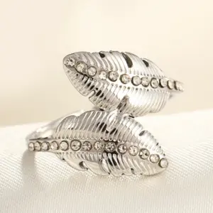 Steel Feather White Diamond / Adjustable Opening