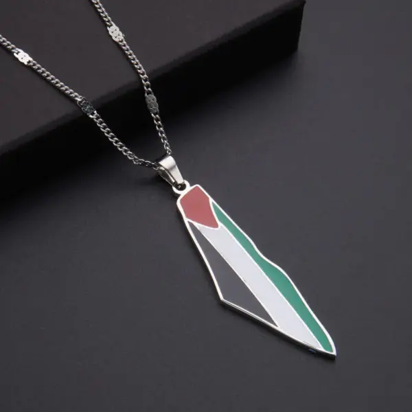 Wholesale Simple Style Geometric National Flag Titanium Steel Wholesale Pendant Necklace