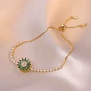 Emerald Sunflower Zircon Bracelet / Silver
