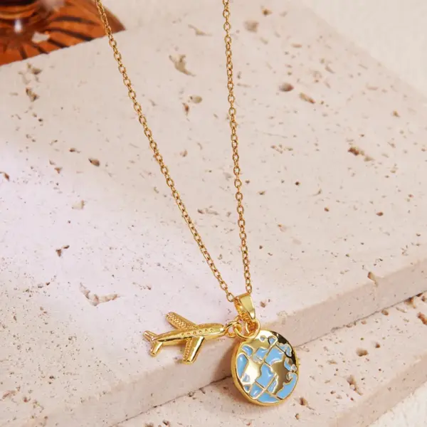 Wholesale 304 Stainless Steel Plastic Copper Earth Travel Ion Plating (IP) 18K Gold Plated Vintage Style Classic Style Cable Chain Pendant Necklace
