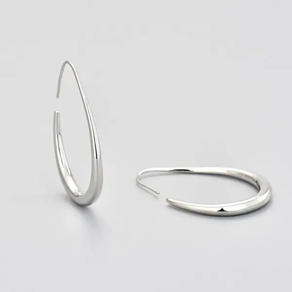 Wholesale Exaggerated Circle Drop Earrings Women's Personalized Retro Hong Kong Style Simple Cold Style Earrings Gold-plated Earrings