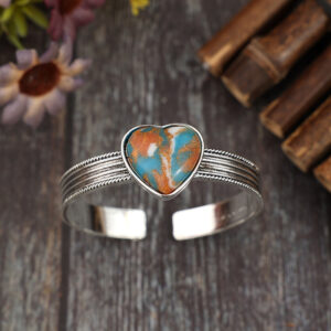 Wholesale Retro Western style heart inlaid turquoise alloy open bracelet