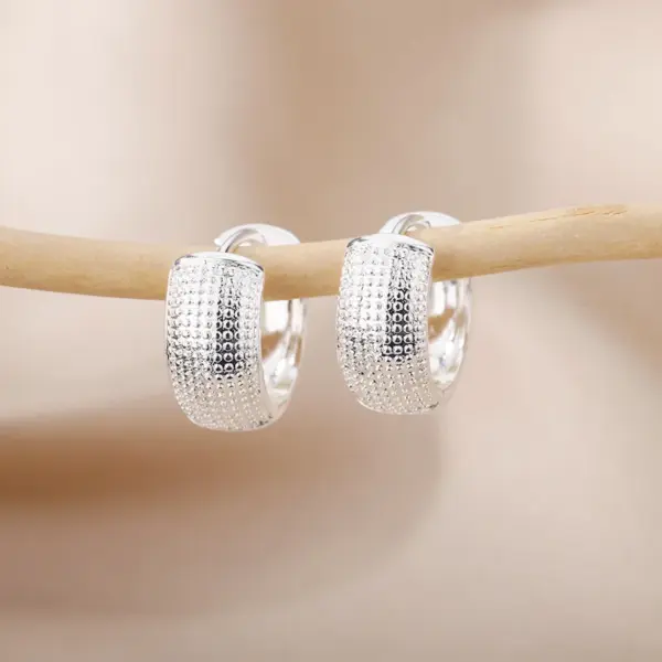 Elegant White Gold Imitation Pearl Snowflake Women's Drop Earrings 18K Gold Plated Small Flower Geometry Simple Daily Wedding Jewelry Accessories