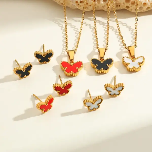 Wholesale Elegant Vintage Butterfly Shell Necklace Earrings Set Gold Plated Stainless Steel Jewelry Accessories For Women All Seasons