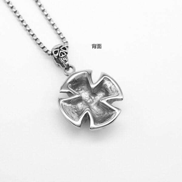 Wholesale Cross-border European and American Personality Skull Halloween Pendant Punk Hip-hop Retro Trendy Men's Cast Titanium Steel Necklace