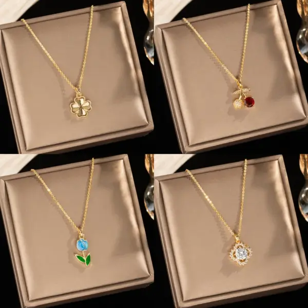 Fashionable Versatile Gold Plated Titanium Steel Necklace Copper Pendant Lockbone Chain Collection Elegant Glowing Jewelry