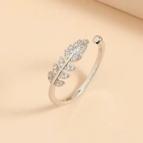 Wholesale New Style Copper Inlaid Zircon Butterfly Star Leaf Opening Ring