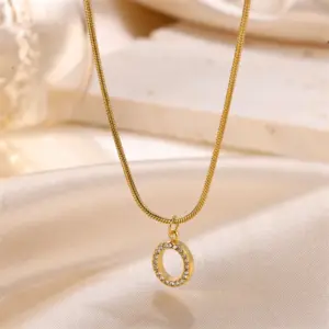 Gold / LETTER O