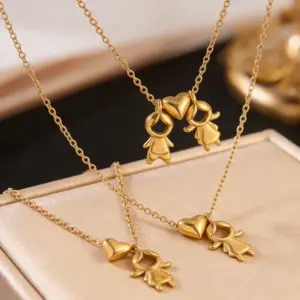 Wholesale Human Heart Shape Two Tone Choker For Women With PVD Coated Golden Plated 304 Stainless Steel Cable Chain