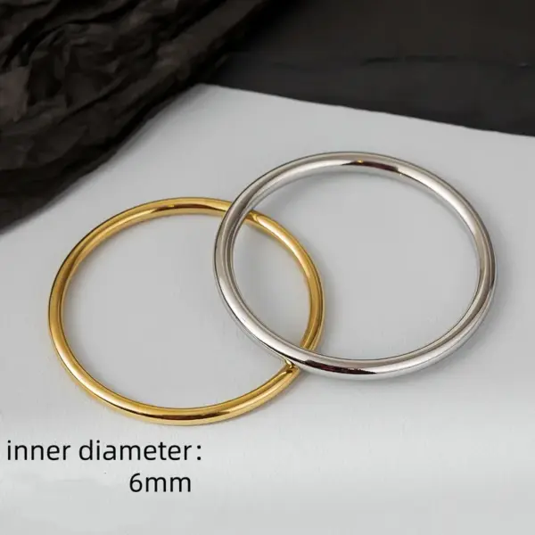Wholesale Simple Style Classic Style Solid Color Titanium Steel Polishing Bangle