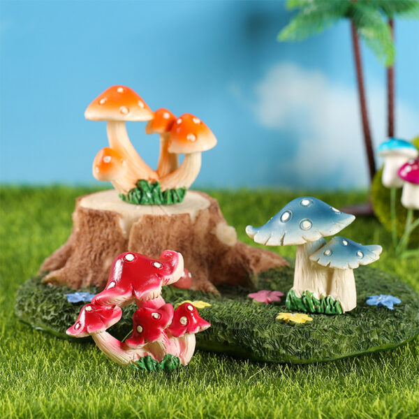 Wholesale Simulated Small Mushroom Ornaments Micro Landscape Decorations Resin Craft Bonsai Dly Small Ornaments Plants