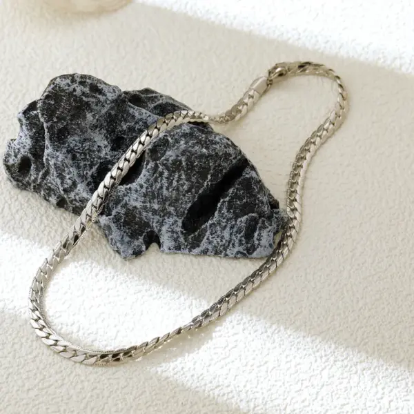 Wholesale Vacuum Plating 18K Gold Plated Geometric 304 Stainless Steel Business Vintage Style 304 Stainless Steel Lobster Trigger Clasp Closure Chain Necklace