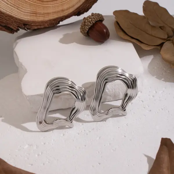 Wholesale Vacuum Electroplating (In Furnace) Plated 18K Real Gold Geometric Irregular Wave Pattern Layered Niche Design Earrings Ear Jewelry 304 Stainless Steel Non-Fading Accessories Ornaments