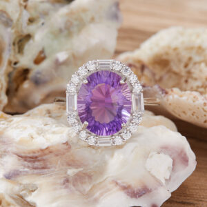 Natural amethyst 10*12 white gold