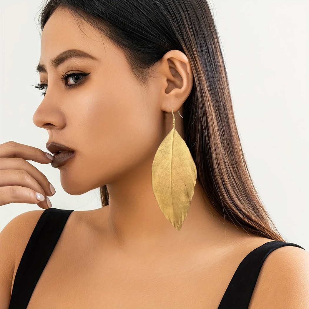 Wholesale Hand-painted sier and gold feather earrings